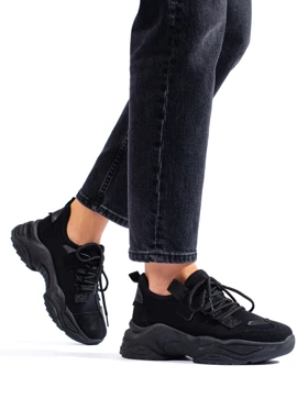 Čierne dámske sneakersy na platforme